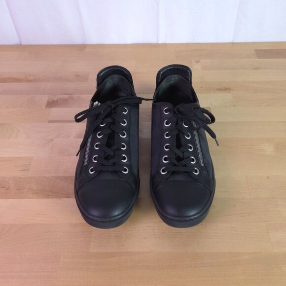 Louis Vuitton Mens Black Front Row Leather Sneakers LV Size 9 | US 10 - Picture 2 of 10